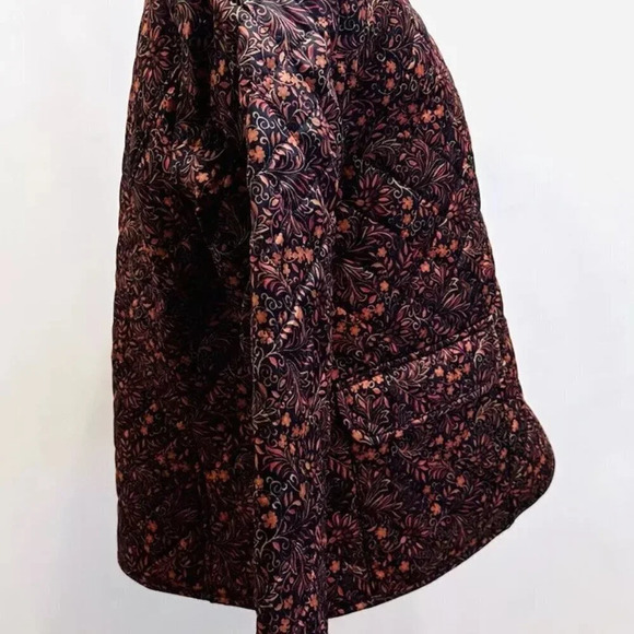 NWT CROFT & BARROW Women Button Down Quilted Vines Pattern Jacket Lightweight PM - Picture 9 of 15